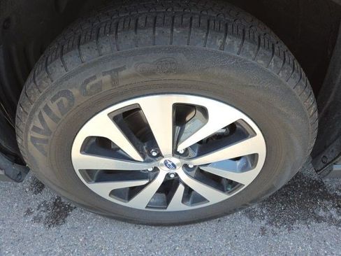 Used 2023 Subaru Outback Premium AWD/4WD image 23