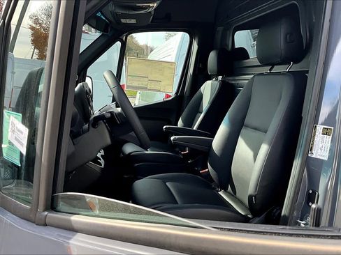 New 2025 Mercedes-Benz Sprinter 2500 image 14