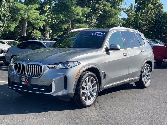 Used 2026 BMW X5 xDrive40i w/ Premium Package AWD/4WD image 2