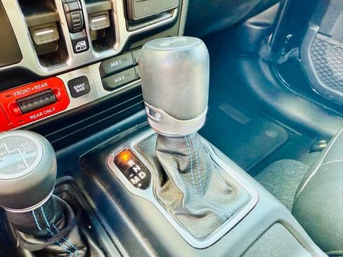 Used 2021 Jeep Wrangler Unlimited Rubicon 4xe w/ Steel Bumper Group image 33