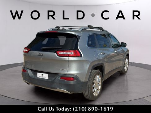 Used 2016 Jeep Cherokee Limited FWD image 6