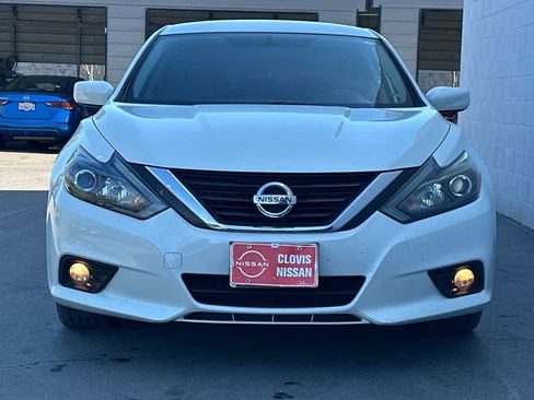 Used 2017 Nissan Altima 2.5 SR image 11