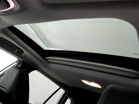 Used 2023 Toyota Corolla Cross XLE w/ Convenience Package image 26