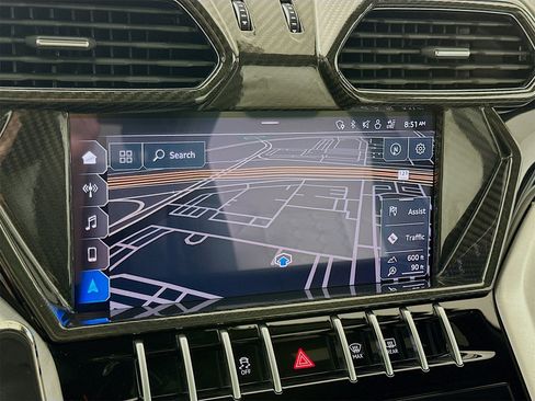 Used 2021 Lamborghini Urus image 14