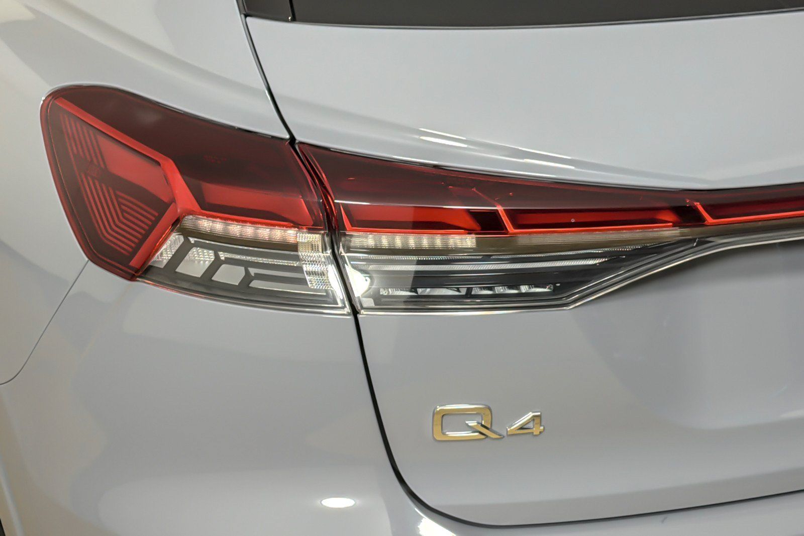 Certified 2023 Audi Q4 e-tron Premium Plus w/ Premium Plus RWD image 26
