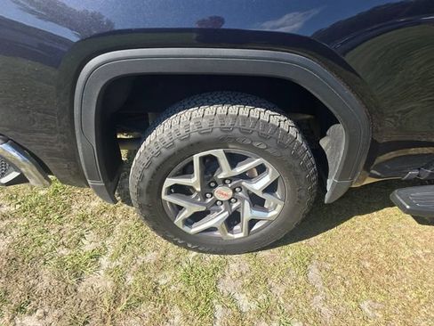 Used 2022 GMC Sierra 1500 SLT AWD/4WD image 8