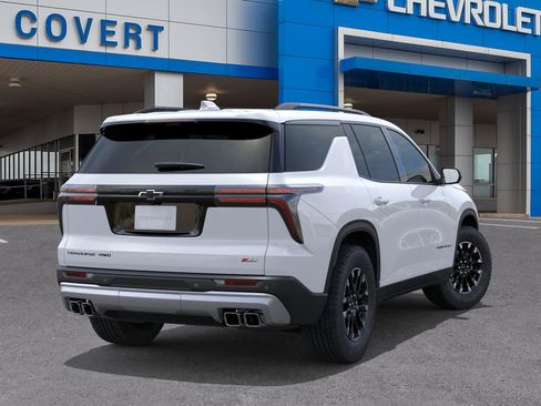 New 2026 Chevrolet Traverse Z71 w/ Driver Confidence Package image 4