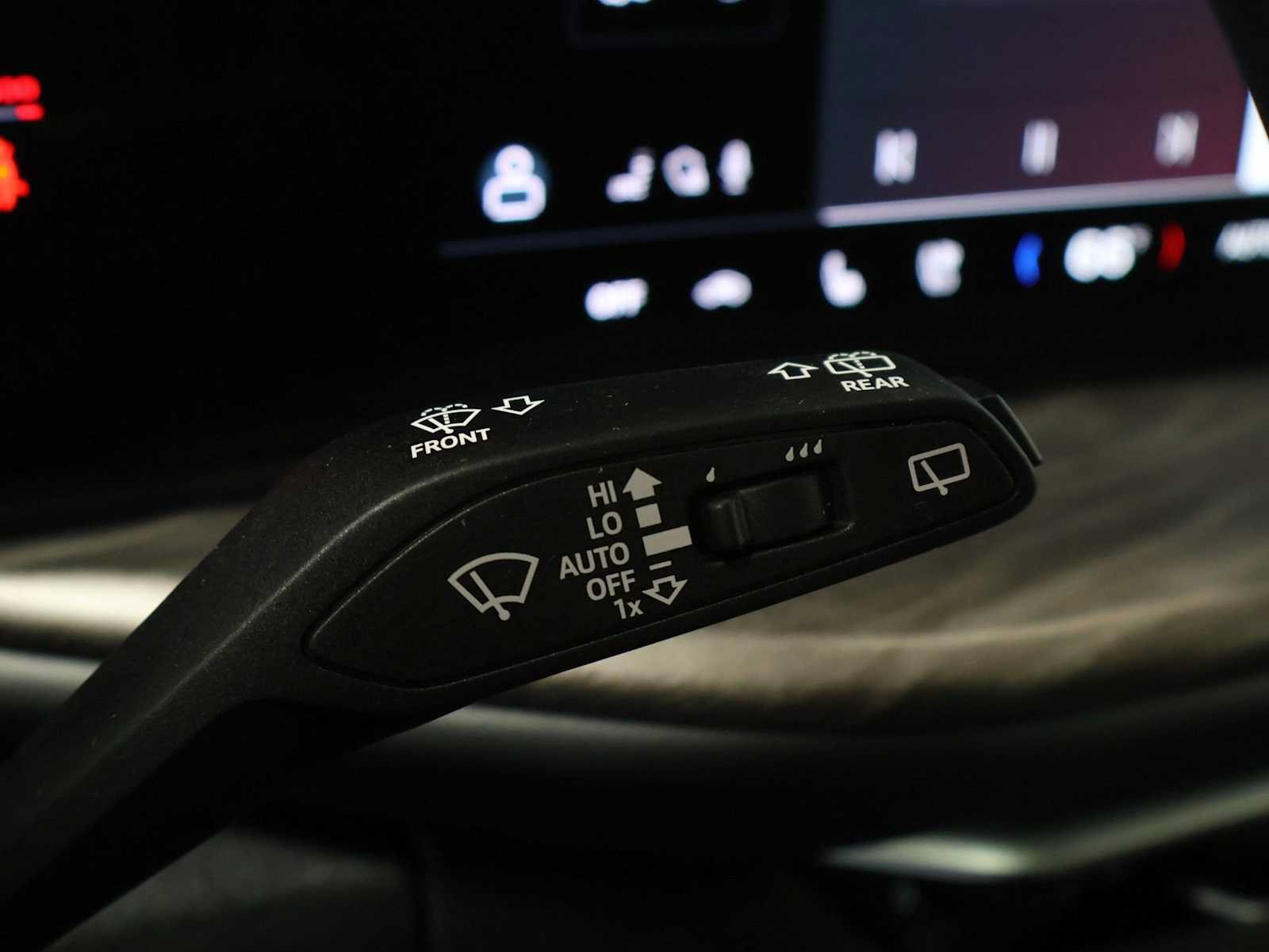 Certified 2025 Audi Q5 Premium Plus AWD/4WD image 28
