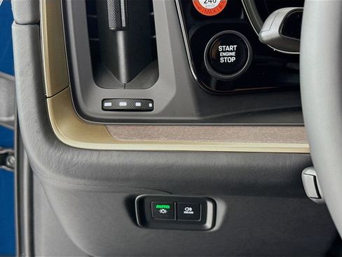 New 2026 Porsche Cayenne GTS image 14