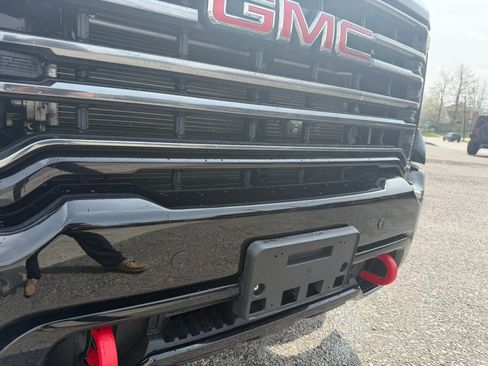 Used 2020 GMC Sierra 3500 AT4 w/ AT4 Premium Package image 13