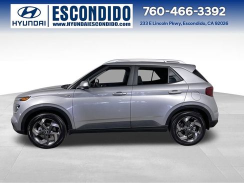 New 2026 Hyundai Venue SEL image 2