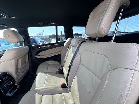 Used 2014 Mercedes-Benz GL 450 4MATIC image 19