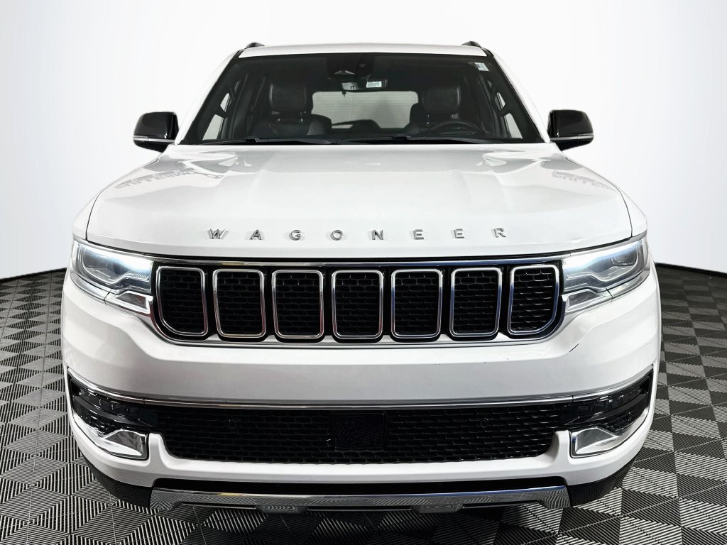 Used 2024 Jeep Wagoneer Series III AWD/4WD image 2
