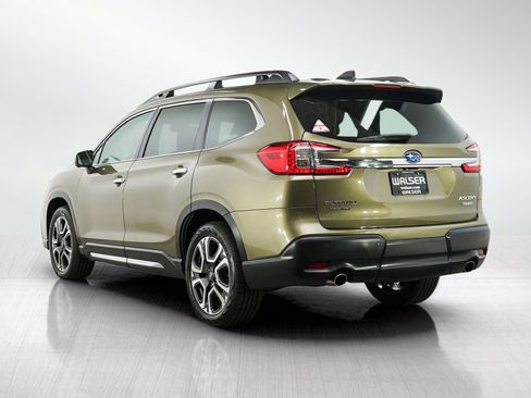 Used 2023 Subaru Ascent Touring AWD/4WD image 3