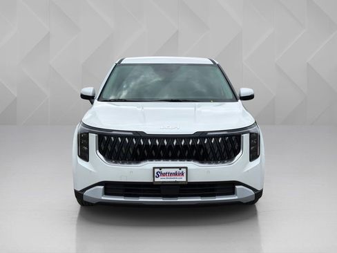 New 2026 Kia Carnival LX FWD image 2