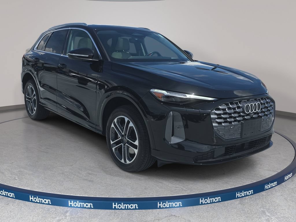 Certified 2025 Audi Q5 Premium w/ Premium Plus AWD/4WD image 3