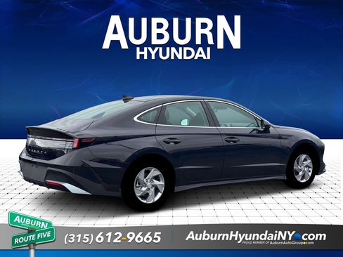 New 2026 Hyundai Sonata SE FWD image 8