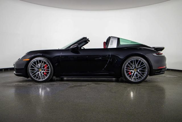Used 2024 Porsche 911 Targa 4S AWD/4WD image 5