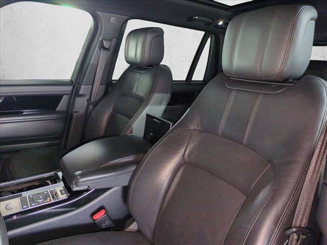 Used 2020 Land Rover Range Rover Long Wheelbase HSE AWD/4WD image 17