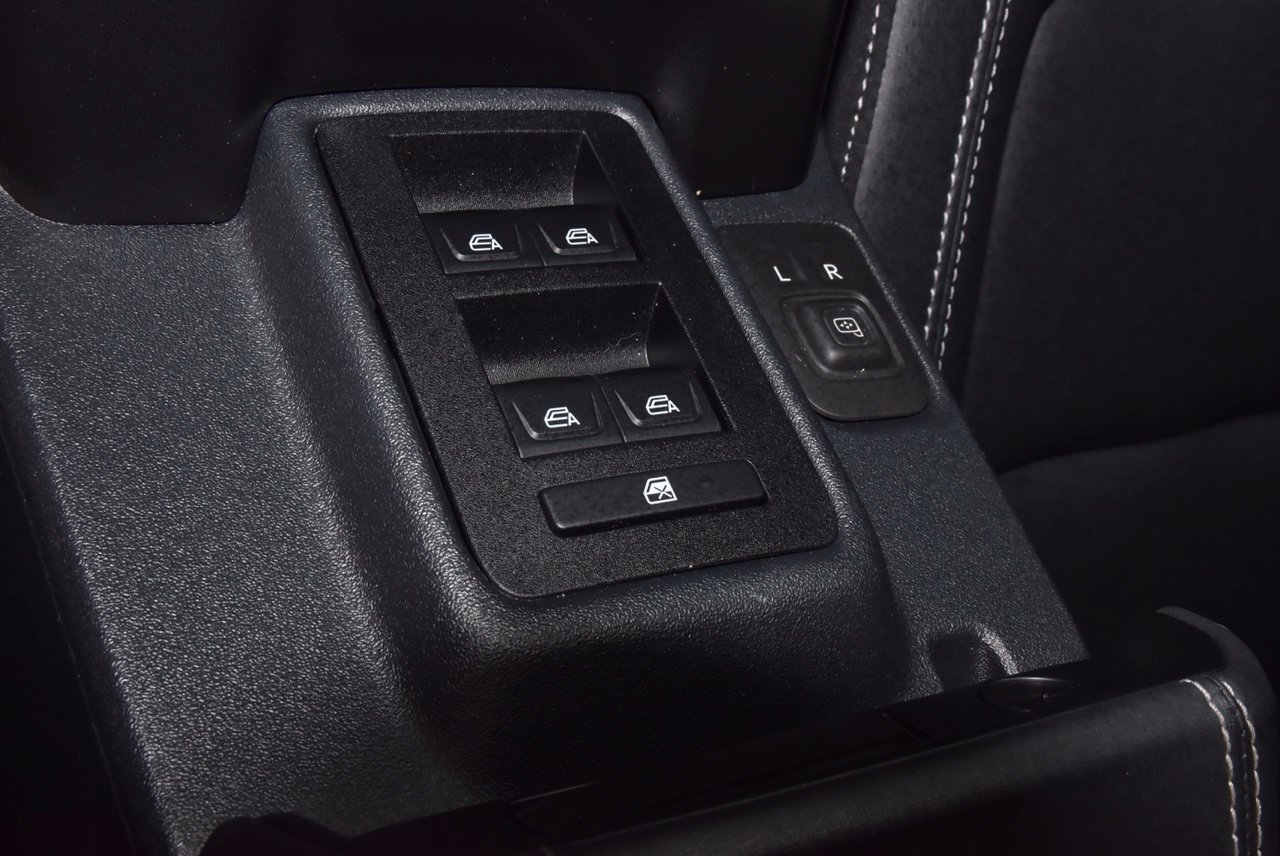Used 2025 Ford Bronco Badlands AWD/4WD image 35