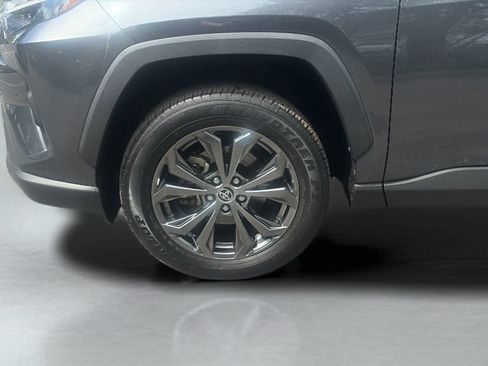 Used 2024 Toyota RAV4 XLE Premium AWD/4WD image 27