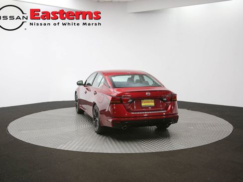 Used 2023 Nissan Altima 2.5 SR w/ SR Premium Package image 41