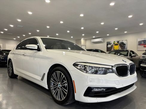Used 2018 BMW 530i RWD image 1