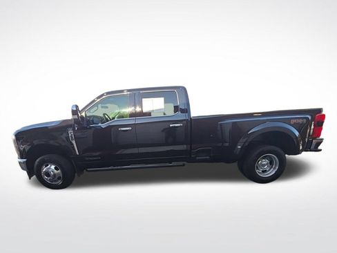 Used 2025 Ford F350 Lariat w/ Lariat Ultimate Package AWD/4WD image 5