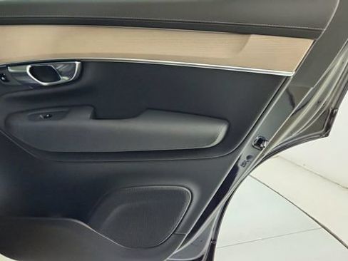 New 2026 Volvo XC90 T8 Core AWD/4WD image 34