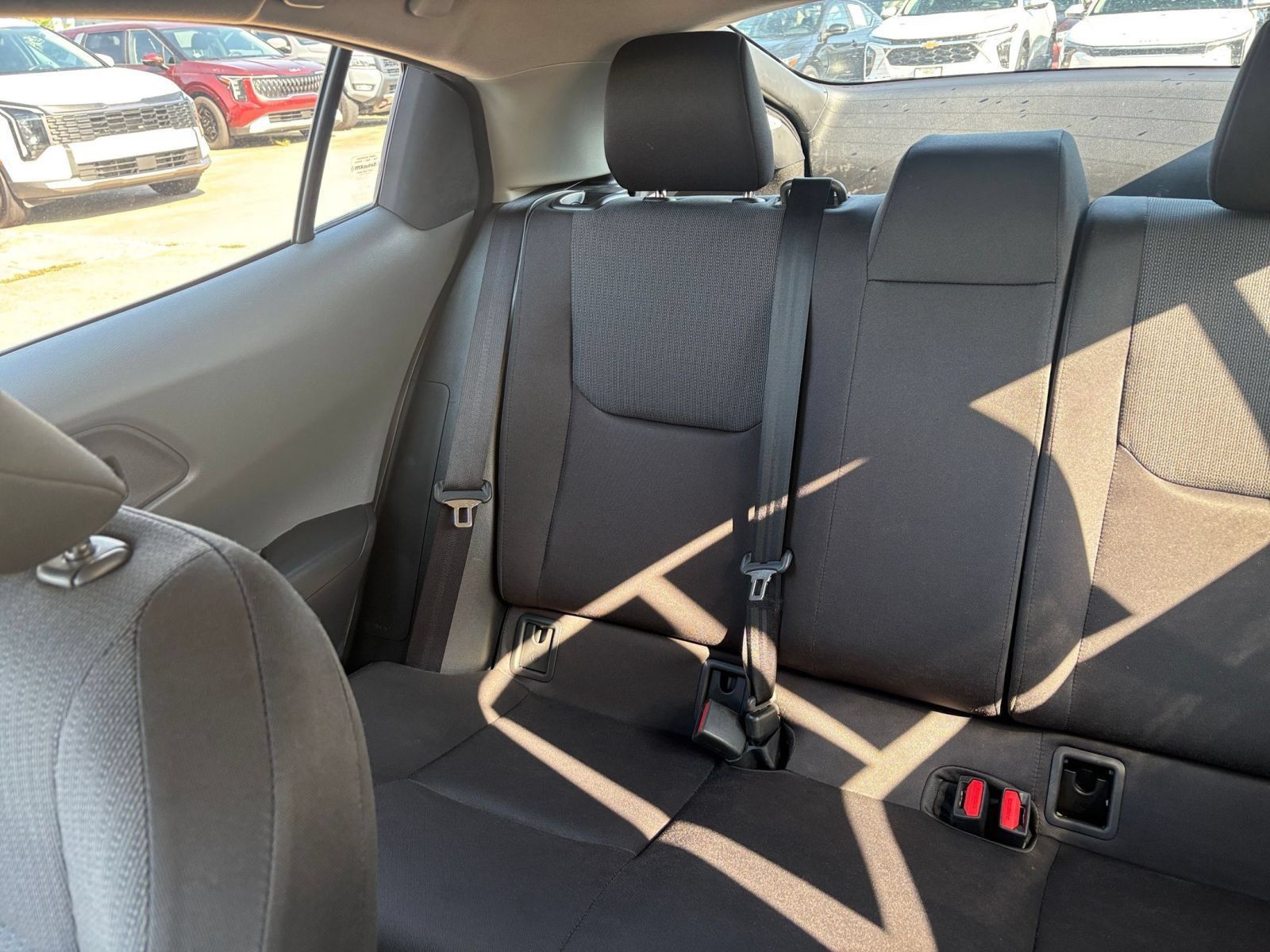 Used 2024 Toyota Prius LE FWD image 36