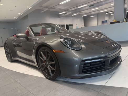 Used 2021 Porsche 911 Cabriolet image 13