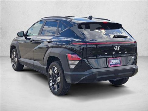 Used 2025 Hyundai Kona SEL image 7