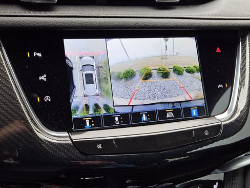 Certified 2023 Cadillac XT6 Sport w/ Technology Package AWD/4WD image 21
