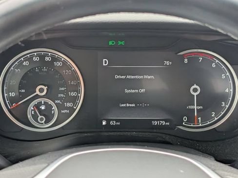 Used 2023 Genesis G70 2.0T RWD image 24