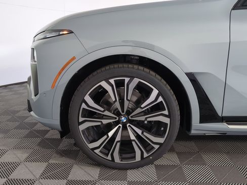 New 2026 BMW X7 xDrive40i w/ Executive Package image 9