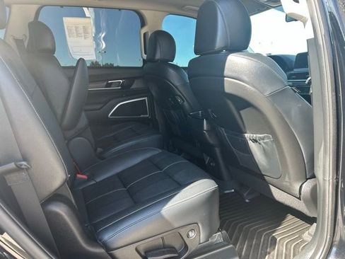 Used 2022 Kia Telluride EX w/ EX Premium Package image 29