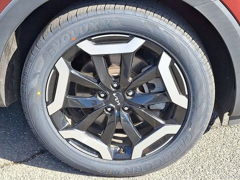 Used 2023 Kia Telluride S w/ S Sunroof Package AWD/4WD image 9