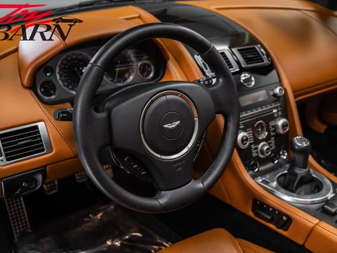 Used 2009 Aston Martin V8 Vantage Roadster RWD image 29