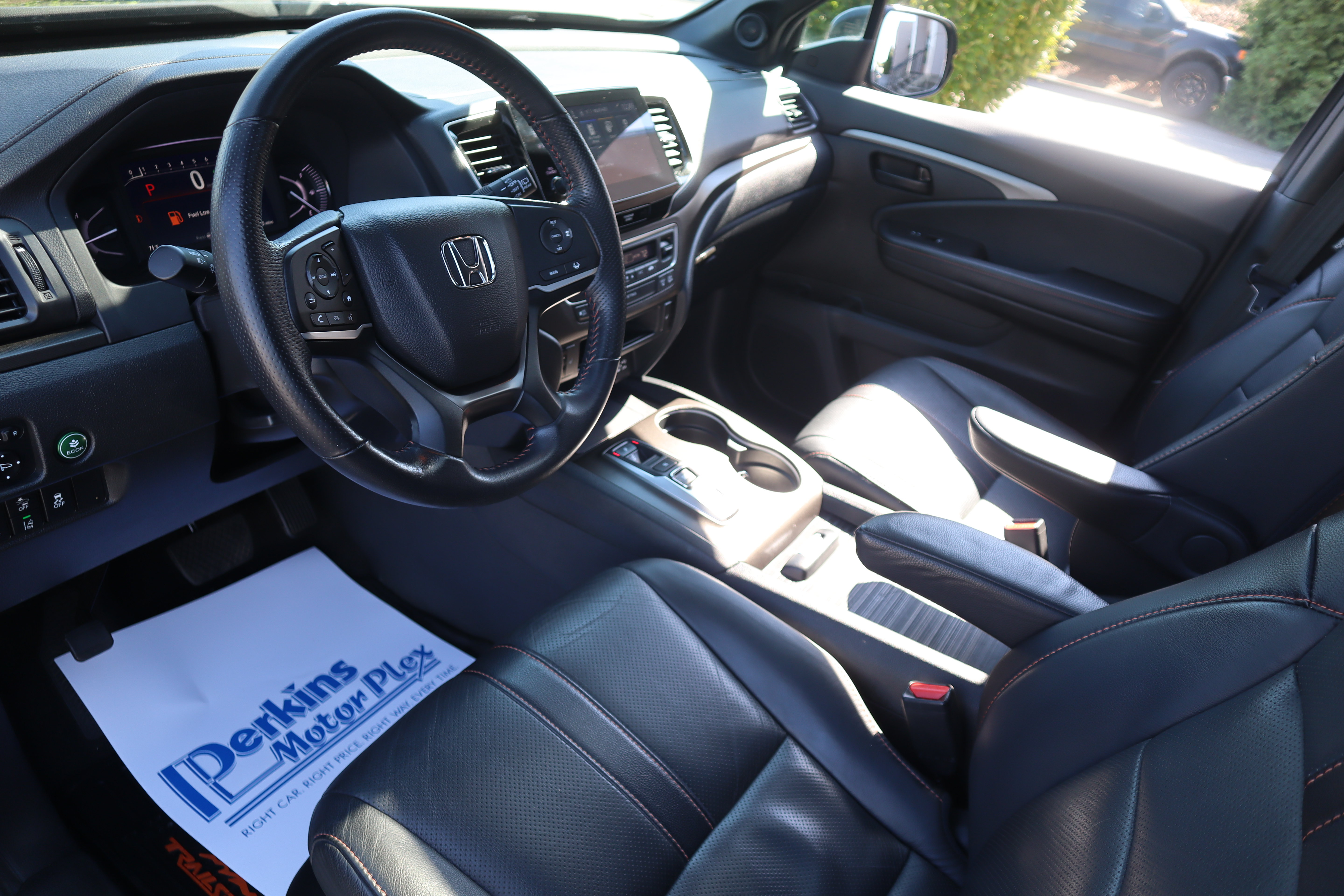 Used 2022 Honda Passport TrailSport image 28