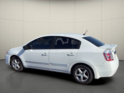 Used 2012 Nissan Sentra 2.0 S w/ Convenience Pkg FWD image 5
