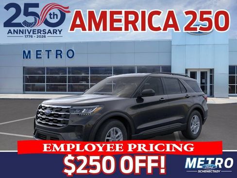 New 2026 Ford Explorer Active AWD/4WD image 2