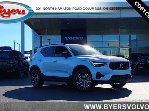 New 2026 Volvo XC40 B5 Core w/ Climate Package image 1