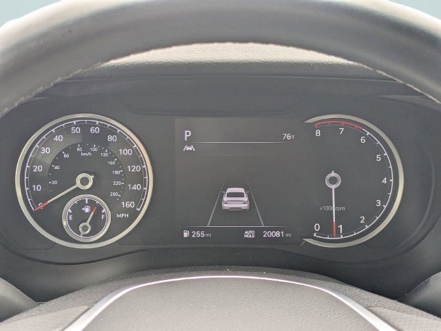 Used 2022 Genesis G70 2.0T RWD image 3