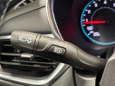 Used 2022 Chevrolet Equinox LT image 35