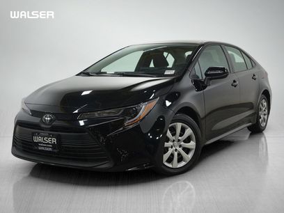 Used 2025 Toyota Corolla LE