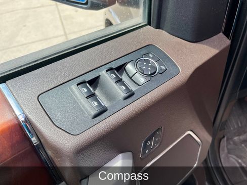 Used 2019 Ford F150 King Ranch RWD image 12