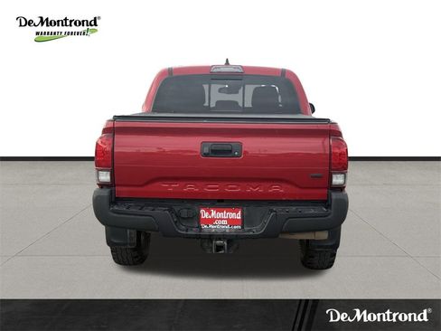 Used 2020 Toyota Tacoma SR5 image 5