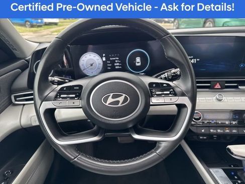 Used 2024 Hyundai Elantra Limited FWD image 13