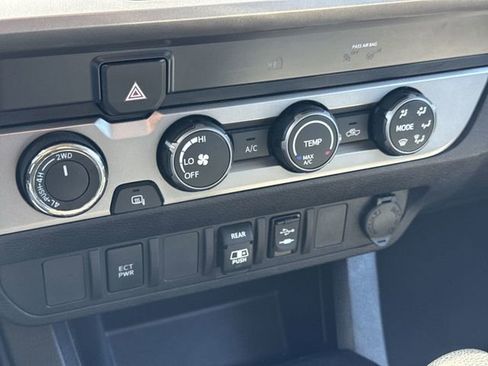 Used 2019 Toyota Tacoma SR5 image 16