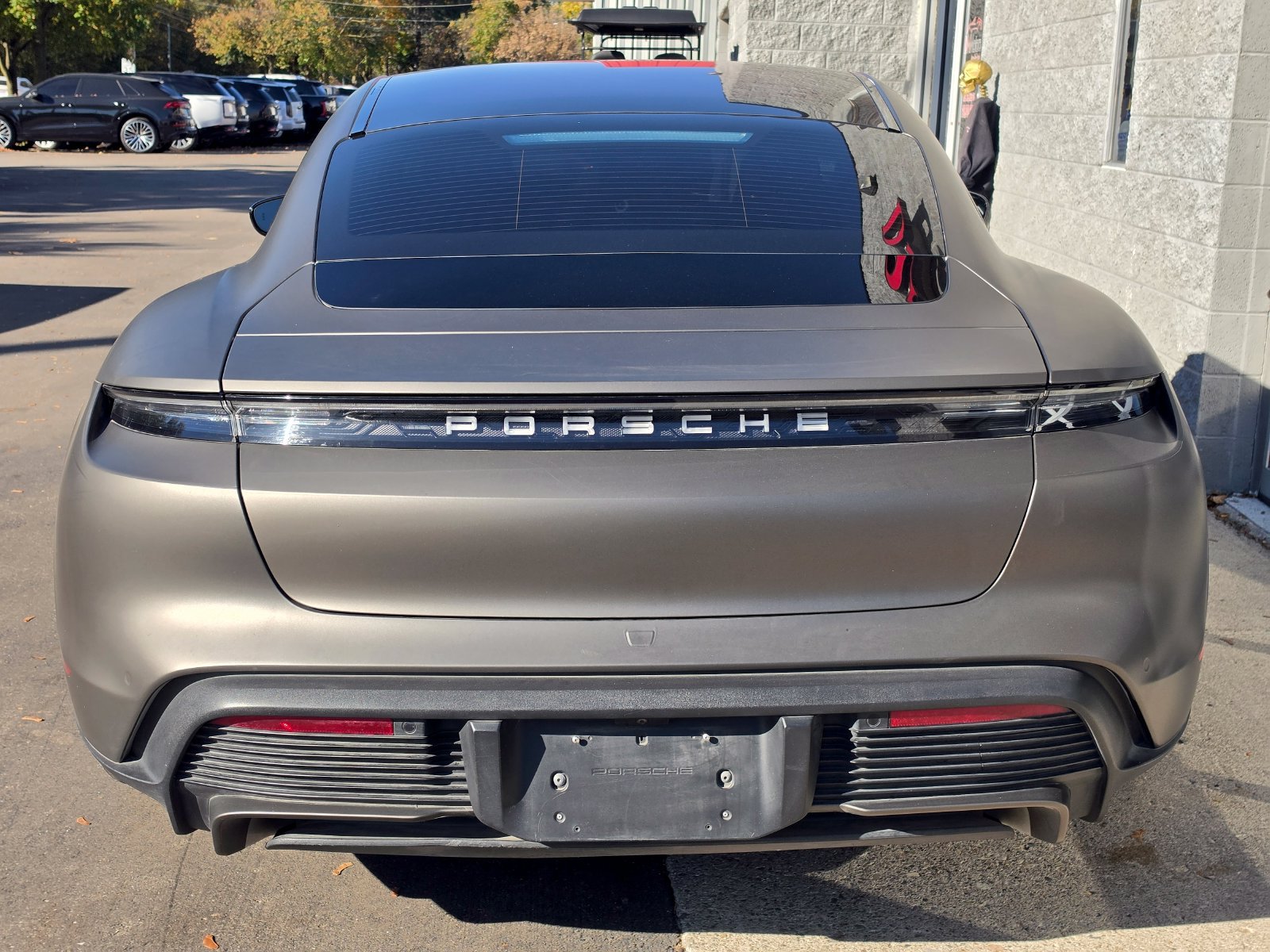 Used 2020 Porsche Taycan AWD/4WD image 6